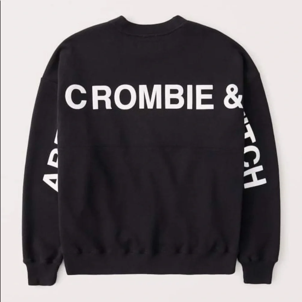 Abercrombie and Fitch Oversized Sweatshirt size XS NWT